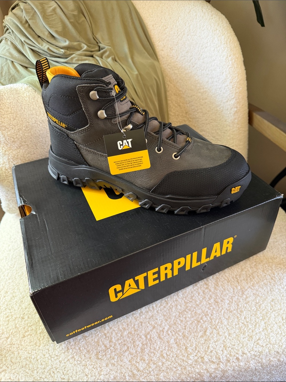 CATERPILLAR *NWT* CAT Footwear Threshold Rebound Hiker WP ST Boot M 10 Wide Gray
